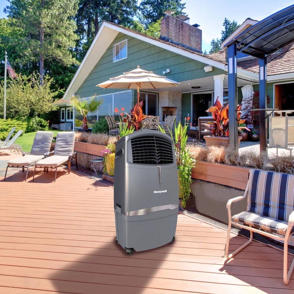 Honeywell CL30XC Indoor Portable Evaporative Air Cooler, Fan And Humidifier With Ice Compartment, 806 CFM - 7.9 Gallon Tank (Gray) 8 Honeywell CL30XC Indoor Portable Evaporative Air Cooler, Fan And Humidifier With Ice Compartment, 806 CFM - 7.9 Gallon Tank (Gray) - Image 8